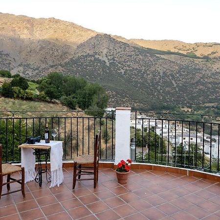 Casa Rural El Fuerte De Atabuey เตรเวเลซ ภายนอก รูปภาพ