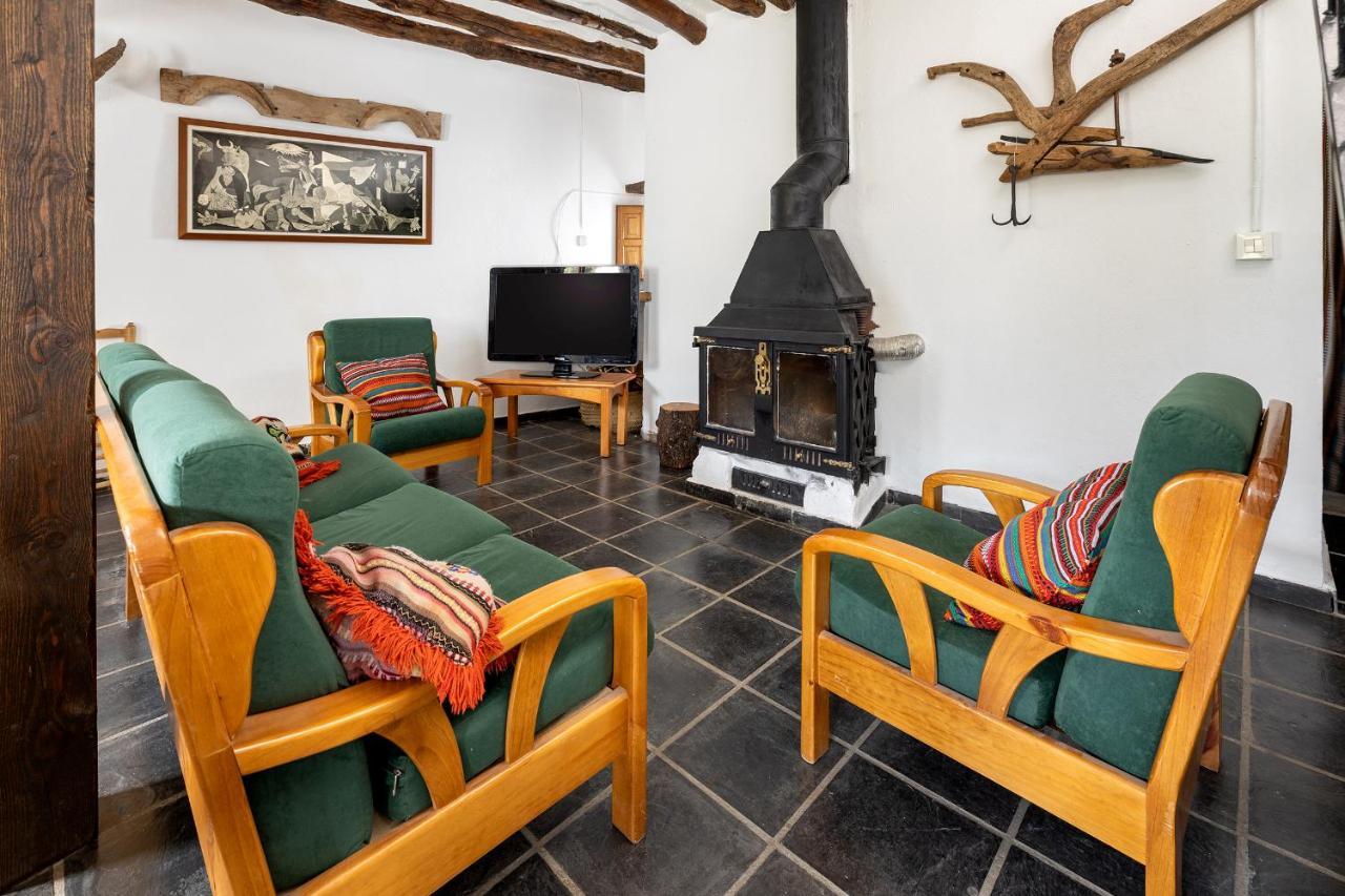 Casa Rural El Fuerte De Atabuey เตรเวเลซ ภายนอก รูปภาพ